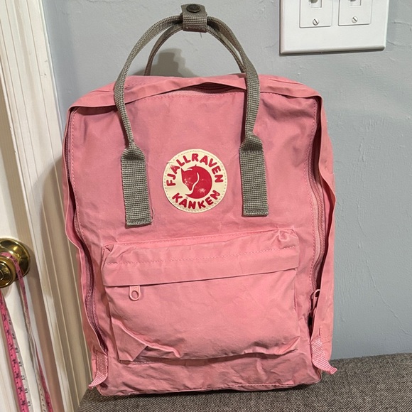 Fjallraven Handbags - Fjällräven Kånken Pink Backpack